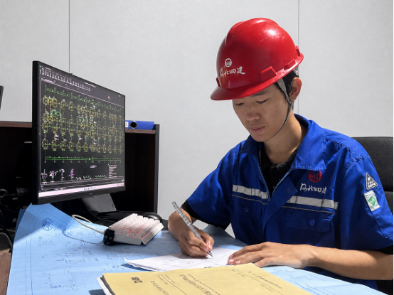 一线淬青春 实干赴成长——河北四建四分公司新职工王玉轩成长纪实