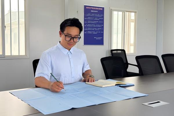 河北四建七分公司王景硕：以学赋能强本领，青春笃行勇担当